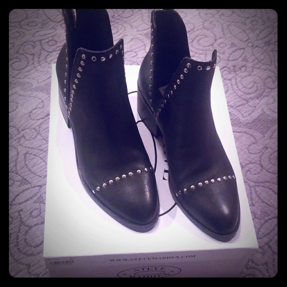 Steve Madden Booties
